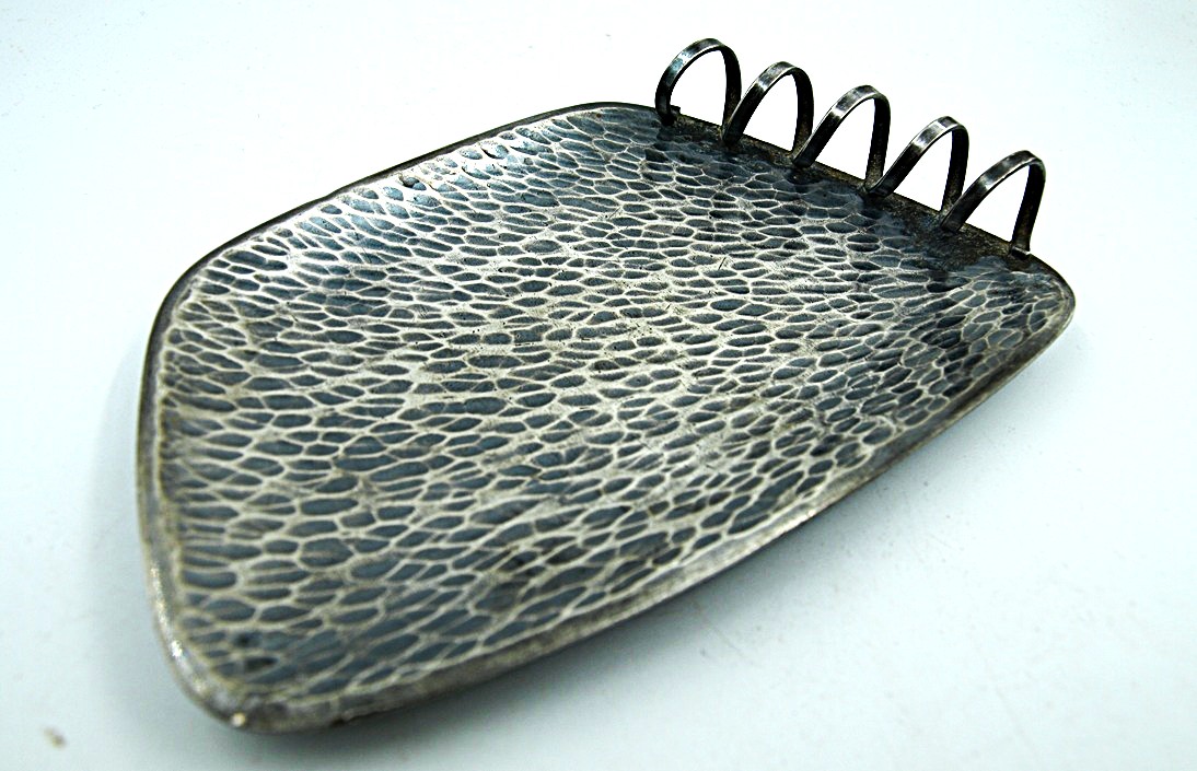 OLYMPUS DIGITAL CAMERA Vintage Mid Century Hammered Silver Plated Metal Ashtray - Image 1
