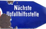 Old street shield from 30’th year Berlin - ´´Nearest accident relief center´´ - Image 3