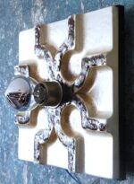 Vintage Mid-Century Space Age ceramic wall lamp from the 1960’s/70’s - Image 2