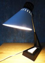 Vintage Bauhaus style table lamp - Image 10