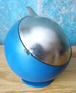Vinage Space Age ashtray - Image 2