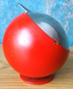 Vinage Space Age ashtray - Image 2