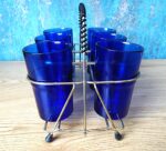 A set of 6 vintage Santa Marina Cobalt Blue Vidro Resistente glasses with rack - Image 5