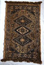 Small oriental style silk rug/veil