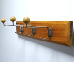 Mid-century Vintage 3-hook wooden rack - Image 2