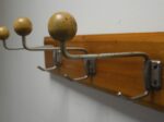 Mid-century Vintage 3-hook wooden rack - Image 3