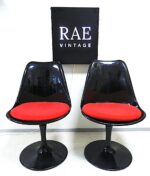 A pair of two Eero Saarinen style ''tulip'' chairs - Image 2