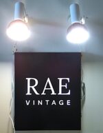 A pair of Soviet-era Space Age style Estoplast wall lamps Model 565 E - Image 8