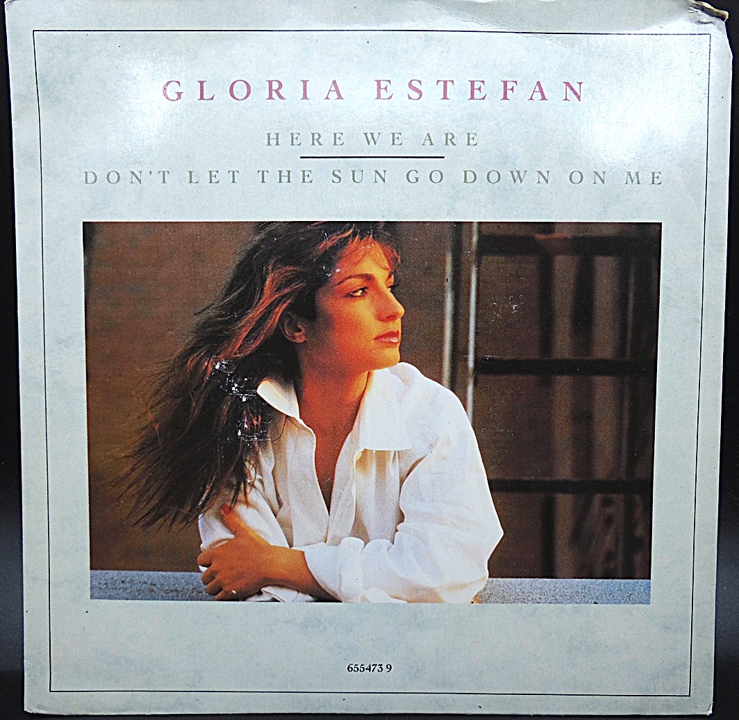 SAM_1121 7" single by Gloria Estefan - Image 1