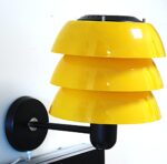 Vintage Space Age Estoplast wall lamp model 5003 - Image 3