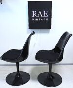 A pair of two Eero Saarinen style ''tulip'' chairs - Image 3