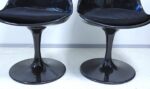 A pair of two Eero Saarinen style ''tulip'' chairs - Image 8