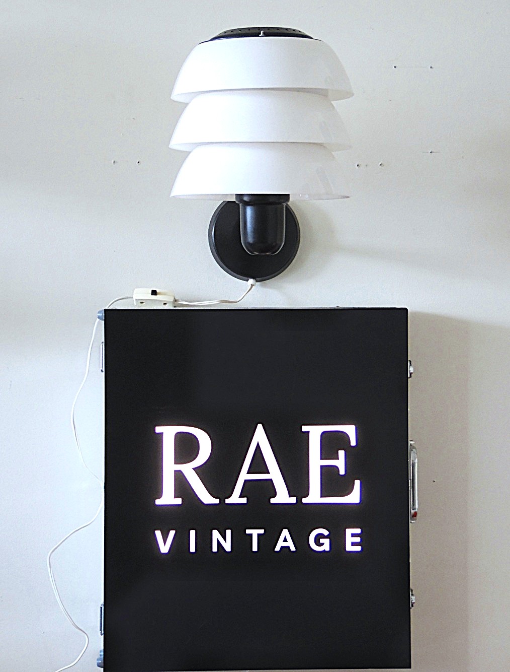 SAM_1224 Vintage Space Age Estoplast wall lamp model 5003 - Image 1
