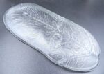 Vintage pressed glass plate from the Humpilan Lasi “Pine Branch” series - Image 2