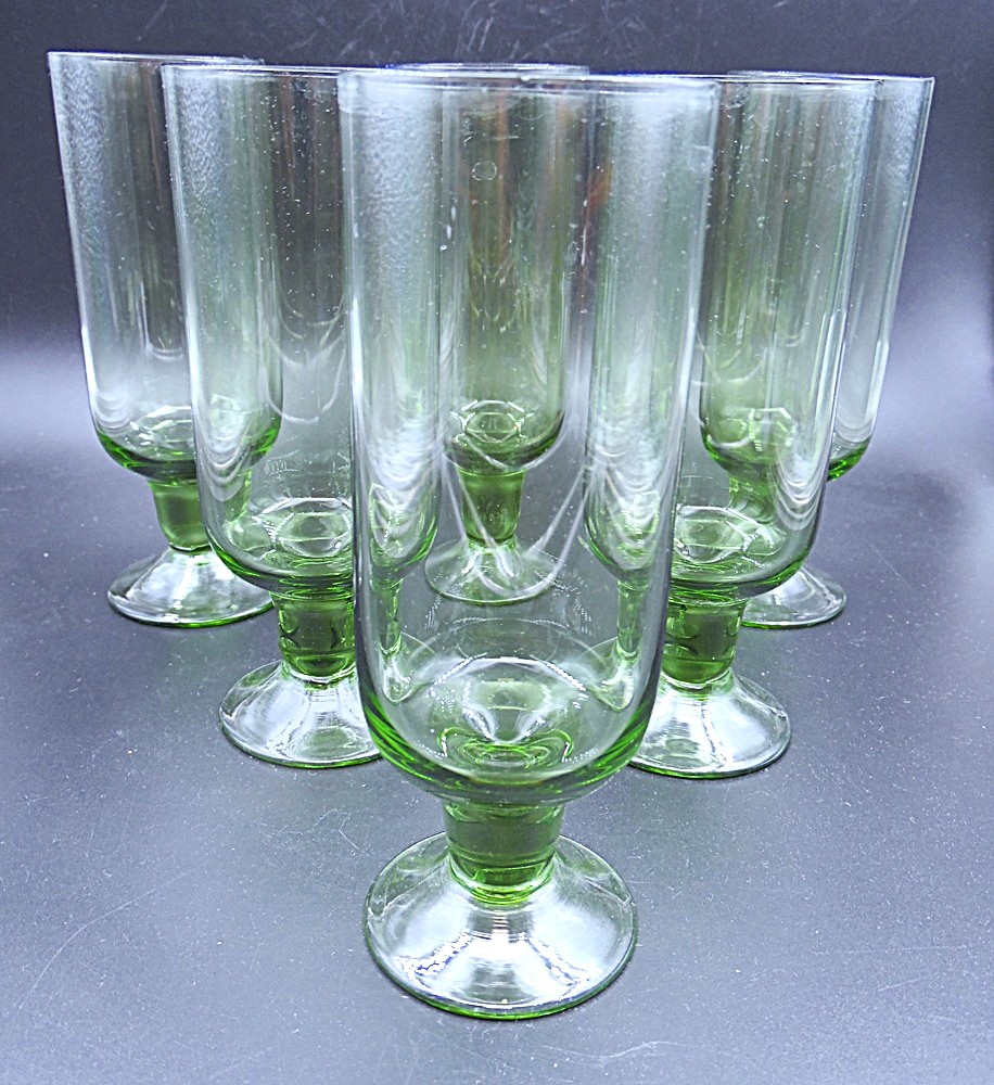 SAM_1792 6 stylish vintage goblets made of greenish glass - Image 1