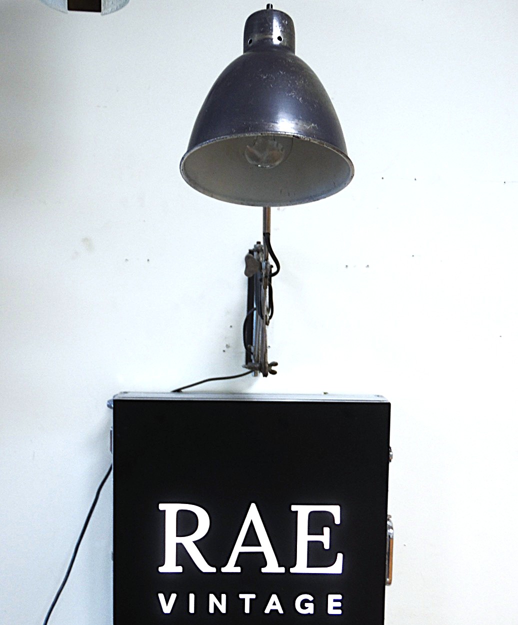 SAM_2110 Industrial style vintage workshop wall lamp - Image 1