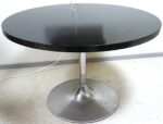 Vintage round coffee table in a minimalistic Scandinavian style - Image 2