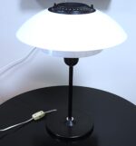 Vintage Estoplast table lamp model 588 - Image 2